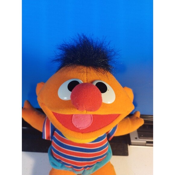 Tyco Sesame Street Tickle Me Ernie Plush Vintage 1996 WORKS - Picture 2 of 4